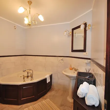 Deluxe Old Town Studio Apartament